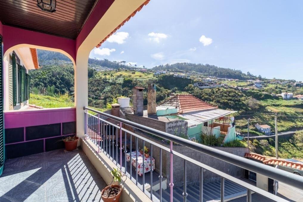 Casa Central - Peceful Mountain Retreat In Calheta Ribeira do Raposo Esterno foto